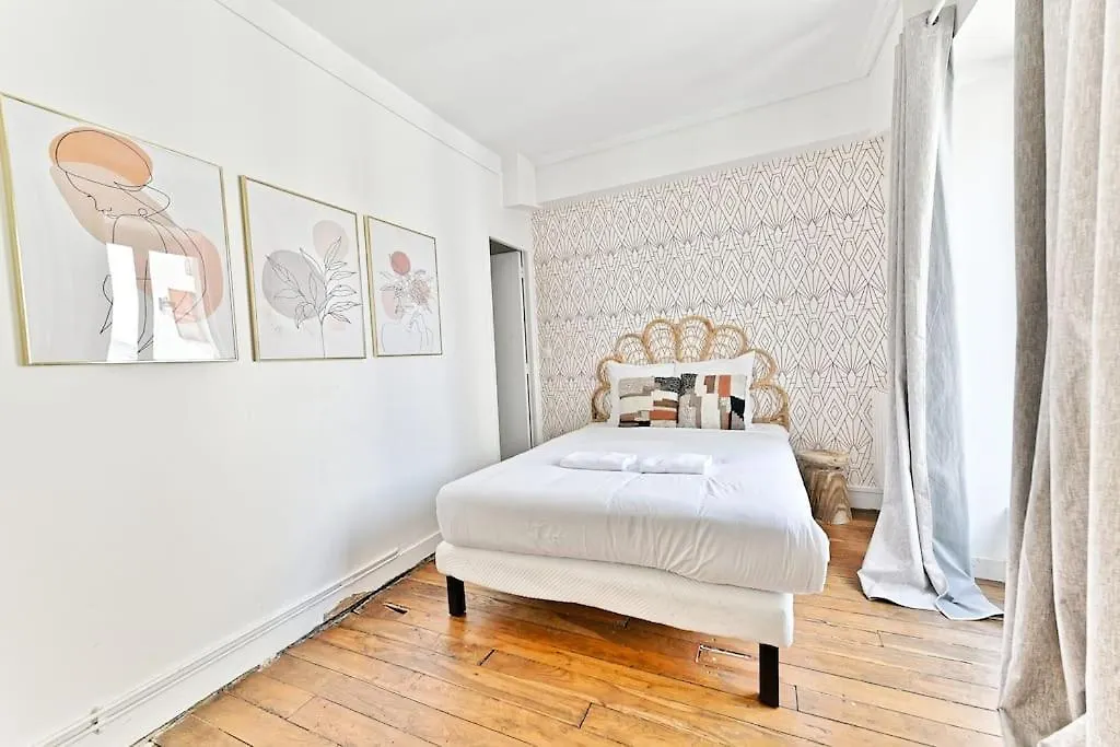 Apartment Montparnasse - Iii Paris